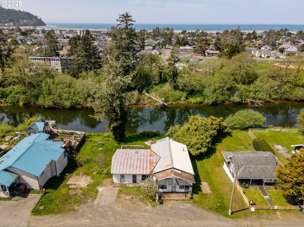 1960 S Roosevelt Dr, Seaside, OR 97138