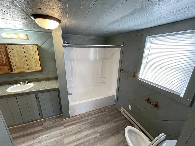 118 Spark St #UPPERUNIT1 — Photo 10