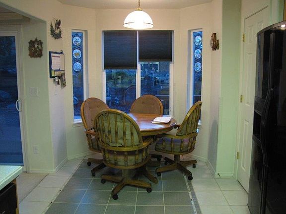 5th image of 487 Promontory Dr