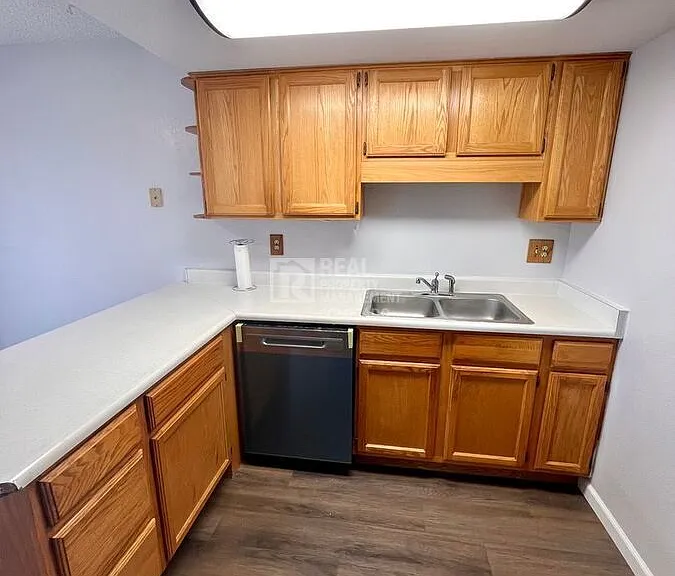 1334 Firefly Cir — Photo 4