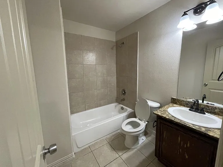 2307 Calendar Ct — Photo 11