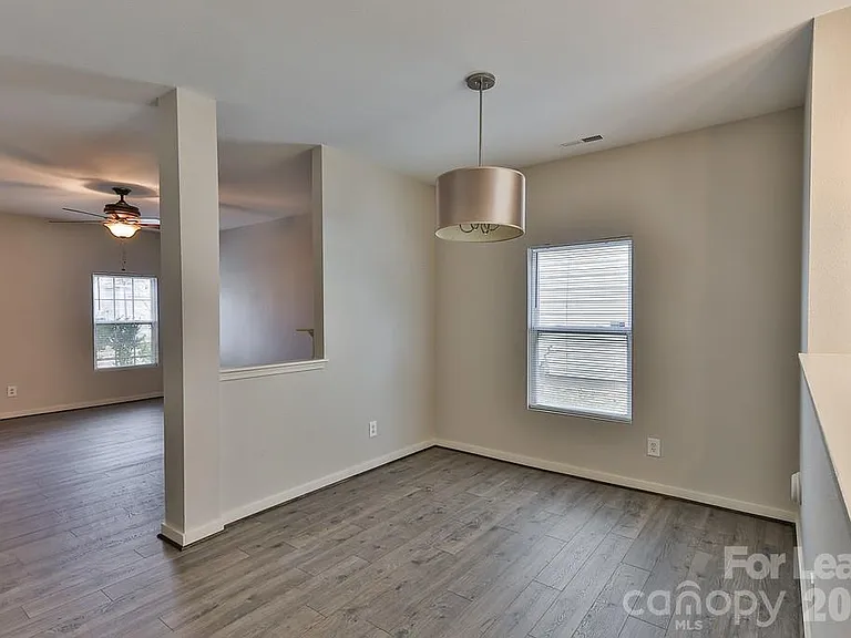 8946 Chalkstone Rd — Photo 12