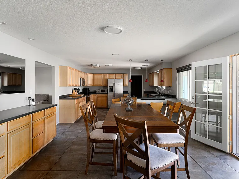 Open kitchen with eat-in dining room