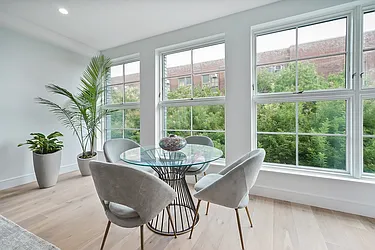 Sold by Avenue Sotheby's International Realty
