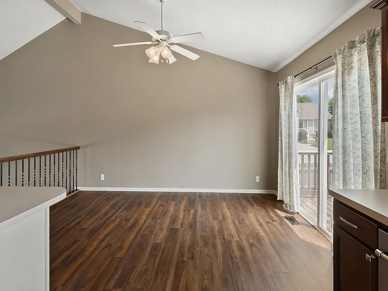 6107 S 190th Ter — Photo 13
