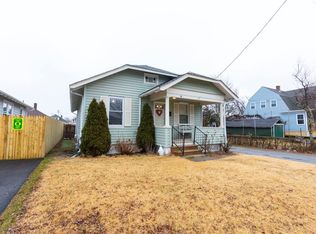 98 Majestic Ave, Warwick, RI 02888