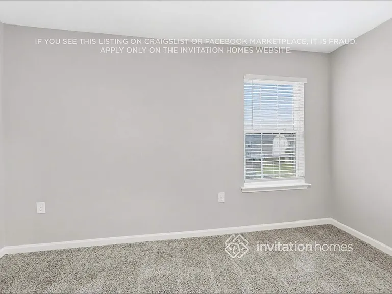 1719 Eastway Dr — Photo 17
