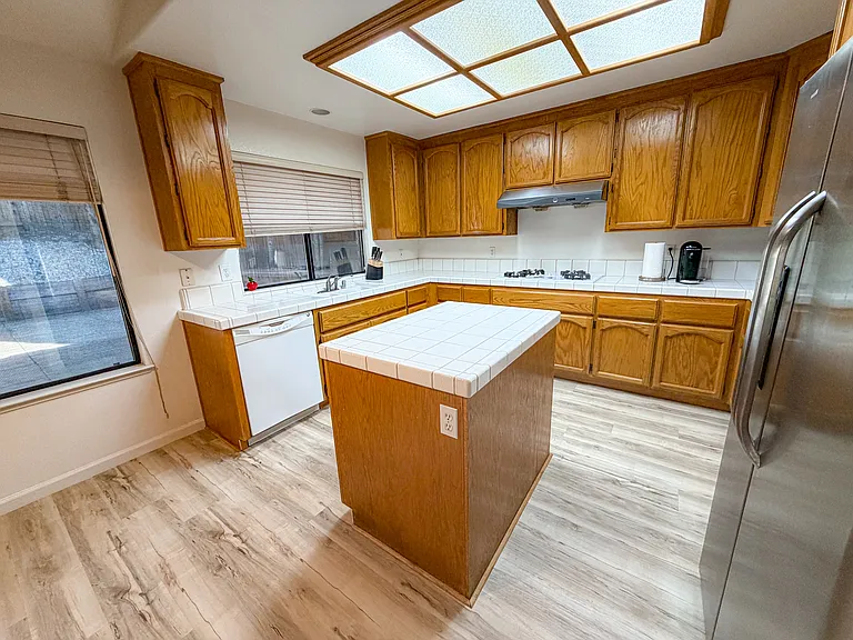 3403 Stormy Ct — Photo 11