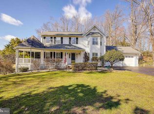 31 Radcliffe Dr, Huntingtown, MD 20639