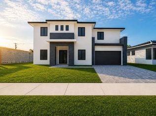 13044 Davie Oaks Drive, Davie, FL 33325