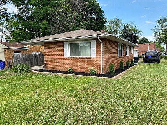5th image of 604 N Byrne Rd