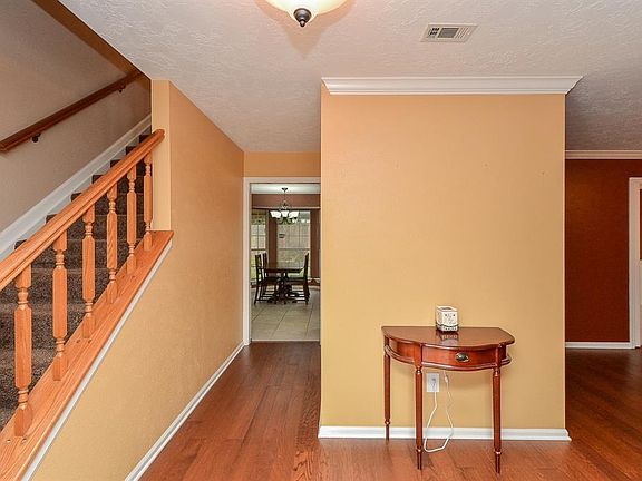 5th image of 3402 Fort Richmond Dr