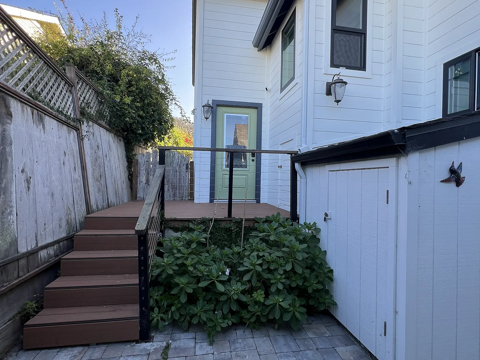 3 bed, 2000 sqft, $5,960 — Photo 3