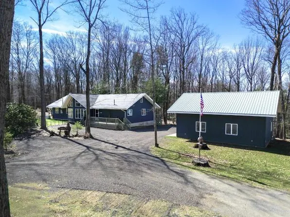 554 Carr Ln, Russell, PA 16345