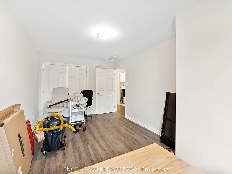 2283 Watercolours Way — Photo 33