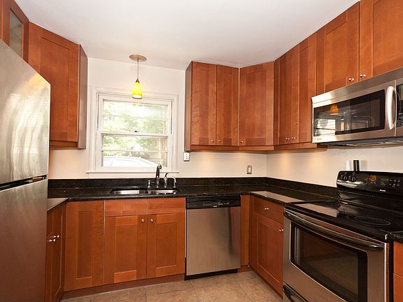 4th image of 4142 Orchard Dr