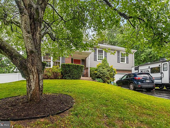 3rd image of 6209 Portal Ct