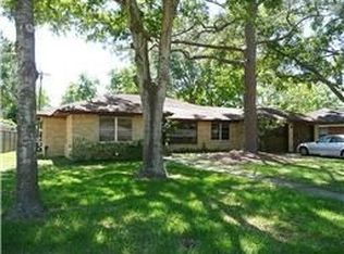 8725 Lanell Ln, Houston, TX 77055