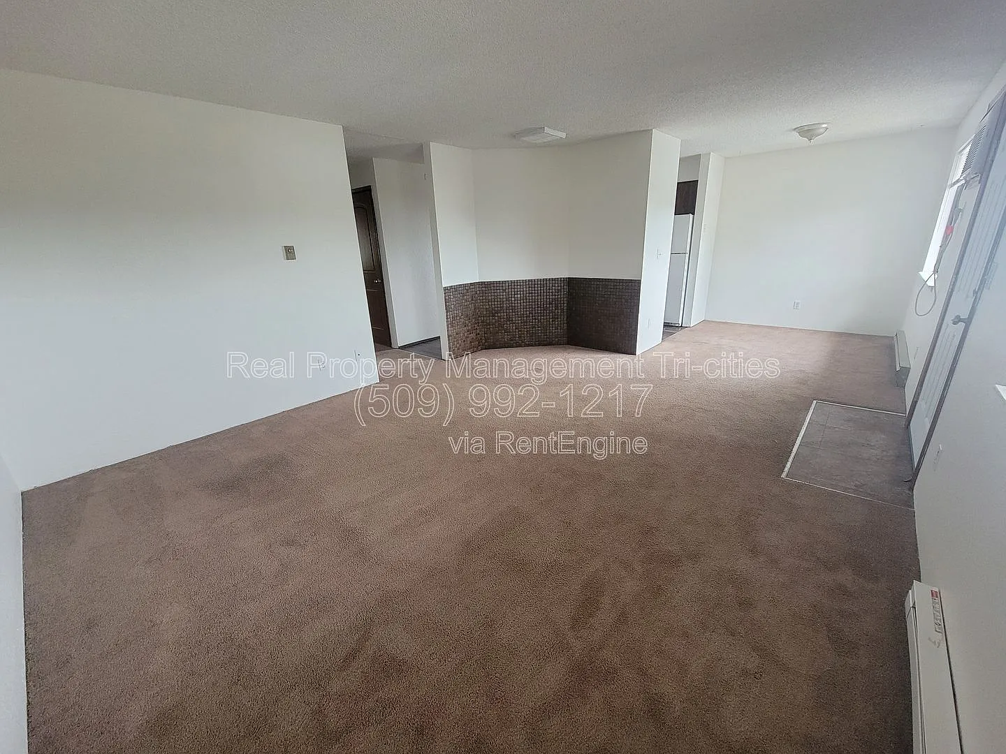 2 bed, 1.0 bath, 870 sqft, $1,195 — Photo 3
