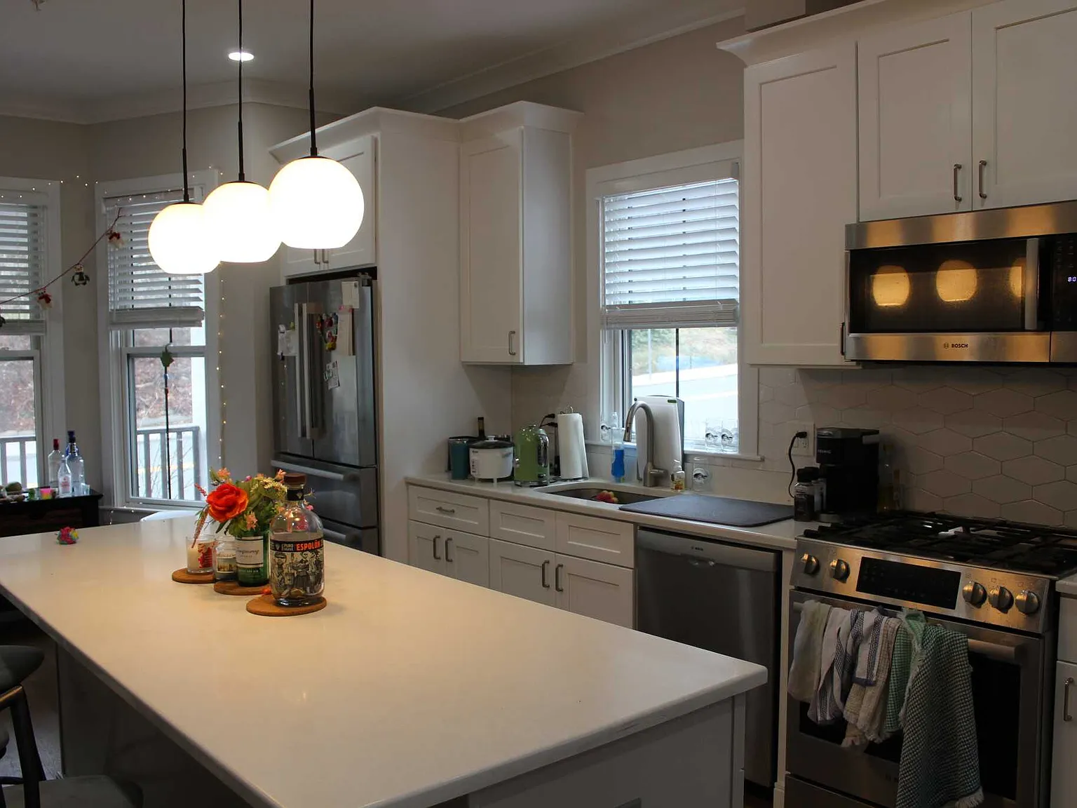 5 bed, $8,600 — Photo 2