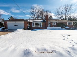 440 Sunshine Ct, Auburn, MI 48611