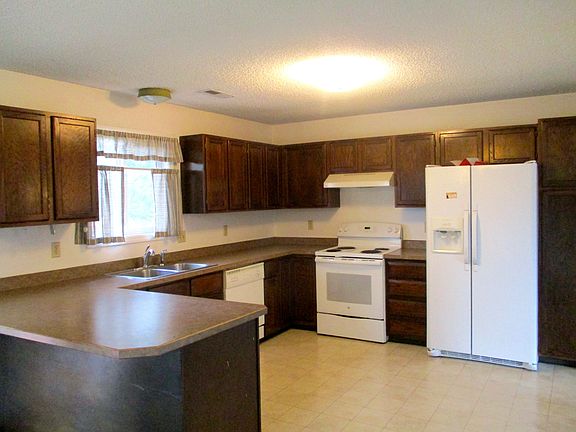 4th image of 4906 Clearview Way #4906
