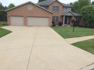 2801 Quail Run Ct, Lexington, OH 44904