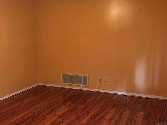 4th image of 3972 University Club Blvd
