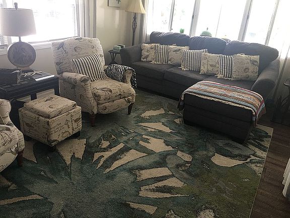 Nicely furnished living spac