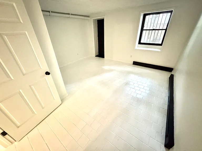 154 Lancaster St #1 — Photo 9