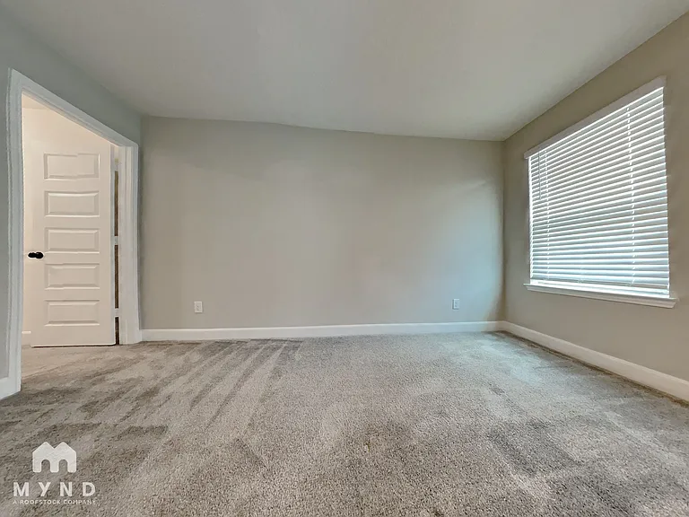 10210 Alder Ridge Dr — Photo 12