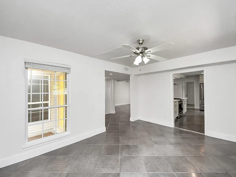 4011 Ebbtide Dr — Photo 14
