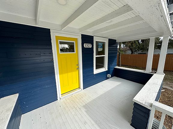 2nd image of 1327 D Ave