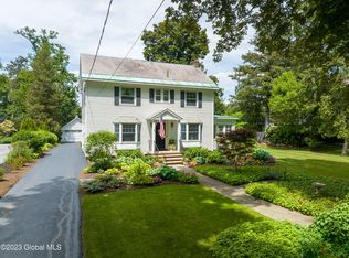 25 Sunnyside Rd, Scotia, NY 12302