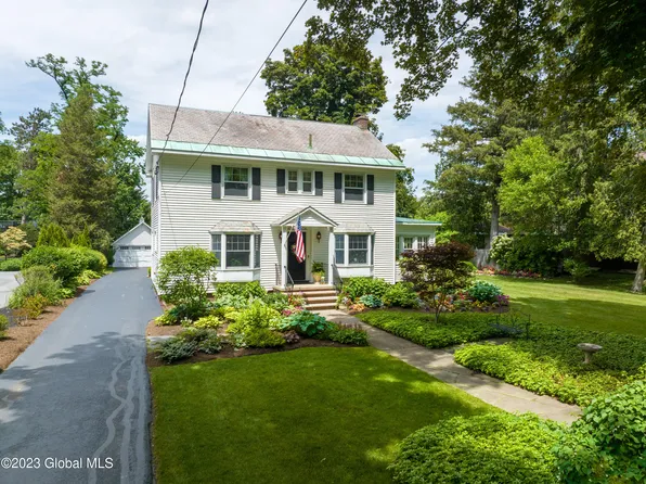 25 Sunnyside Road, Scotia, NY 12302