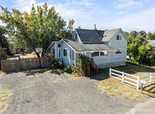 1261 SW Elzina Street, Chehalis, WA 98532