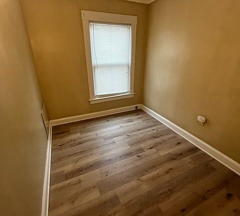 4th image of 3816 Behrwald Ave