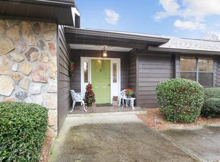 105 Sea Holly Cir, Roswell, GA 30076