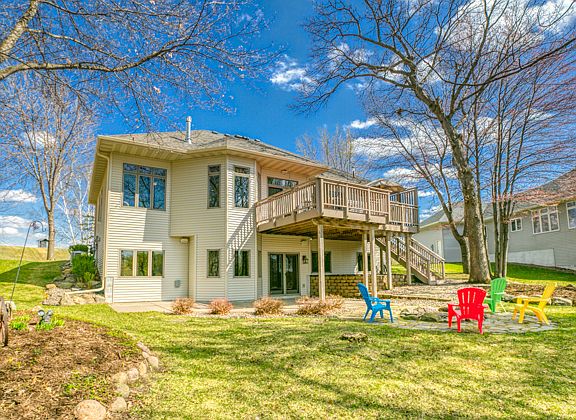 4th image of 10668 Sanctuary Dr NE