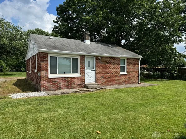 2614 Troy Urbana Rd, Troy, OH 45373