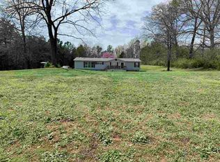 102 Sizemore Rd, Gaffney, SC 29340