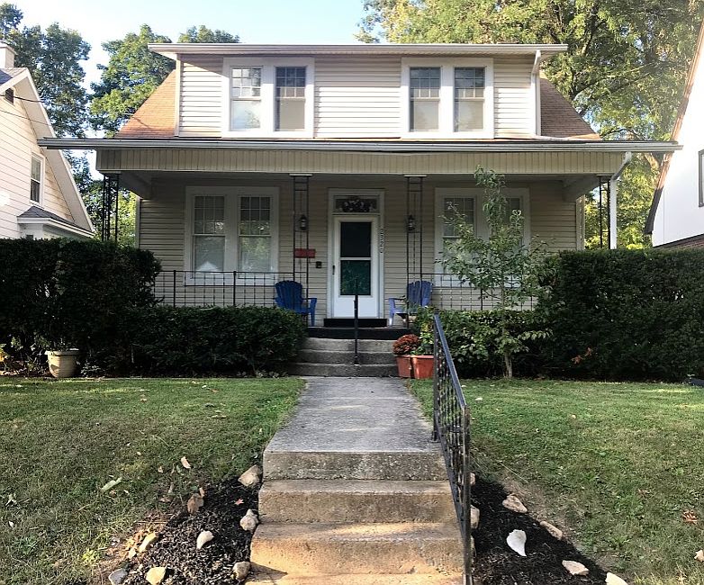 2nd image of 2320 Chestnut St