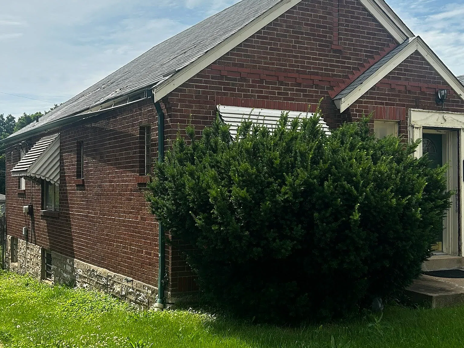 2 bed, 1000 sqft, $700 — Photo 3