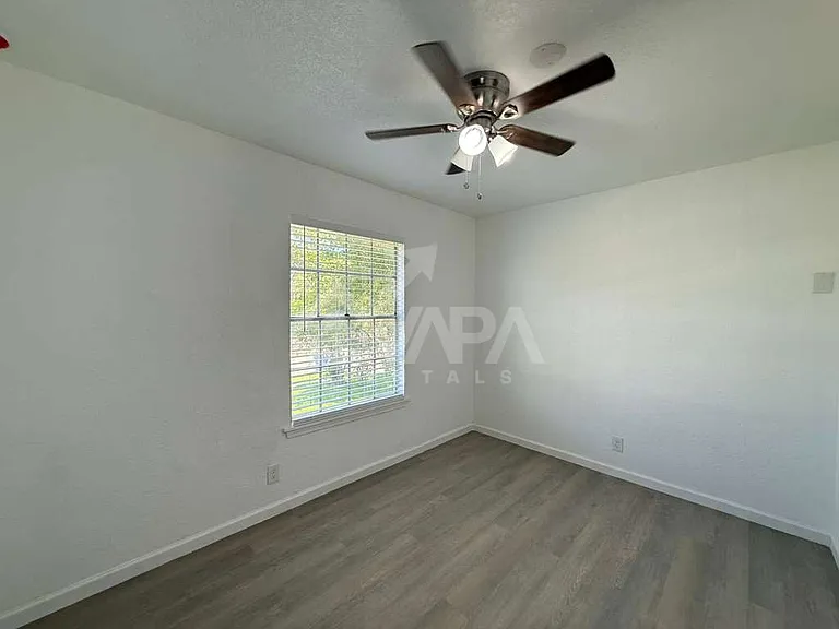 7319 Walnut Valley Dr — Photo 8