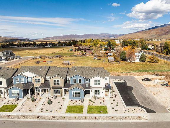 2nd image of 173 Scenic Heights Rd #503