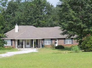 573 Chavers Creek Rd, Brewton, AL 36426