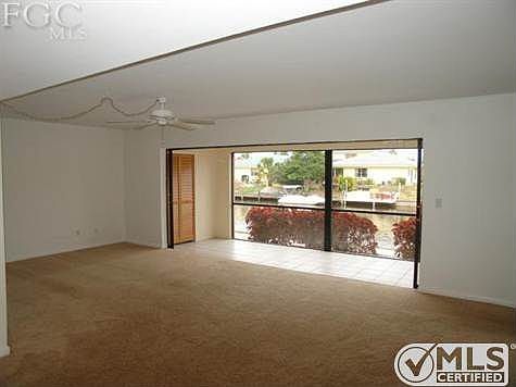 Enjoy the Florida Good Life! Sun, Swim, Boat  & Fish! Live in Paradise under $100,000!