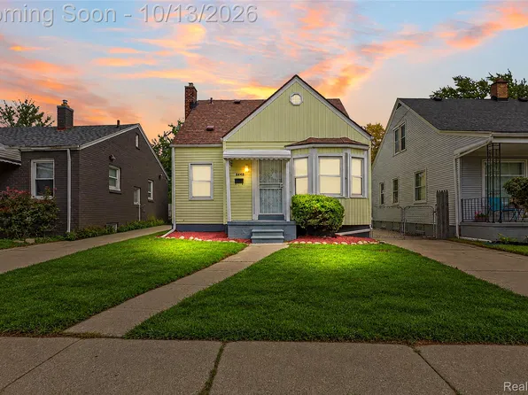 6484 Westwood St, Detroit, MI 48228