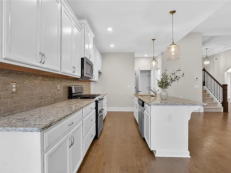 4185 Celbridge Pass — Photo 12