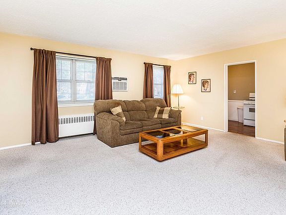 4th image of 25143 61st Ave
